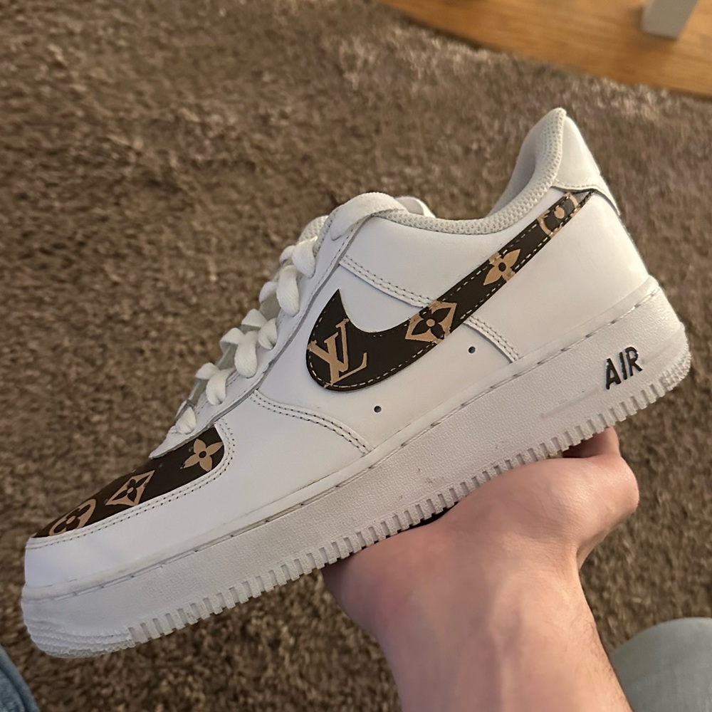 Custom LV Air Force 1